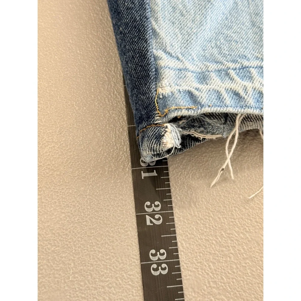 Carhartt some stitching